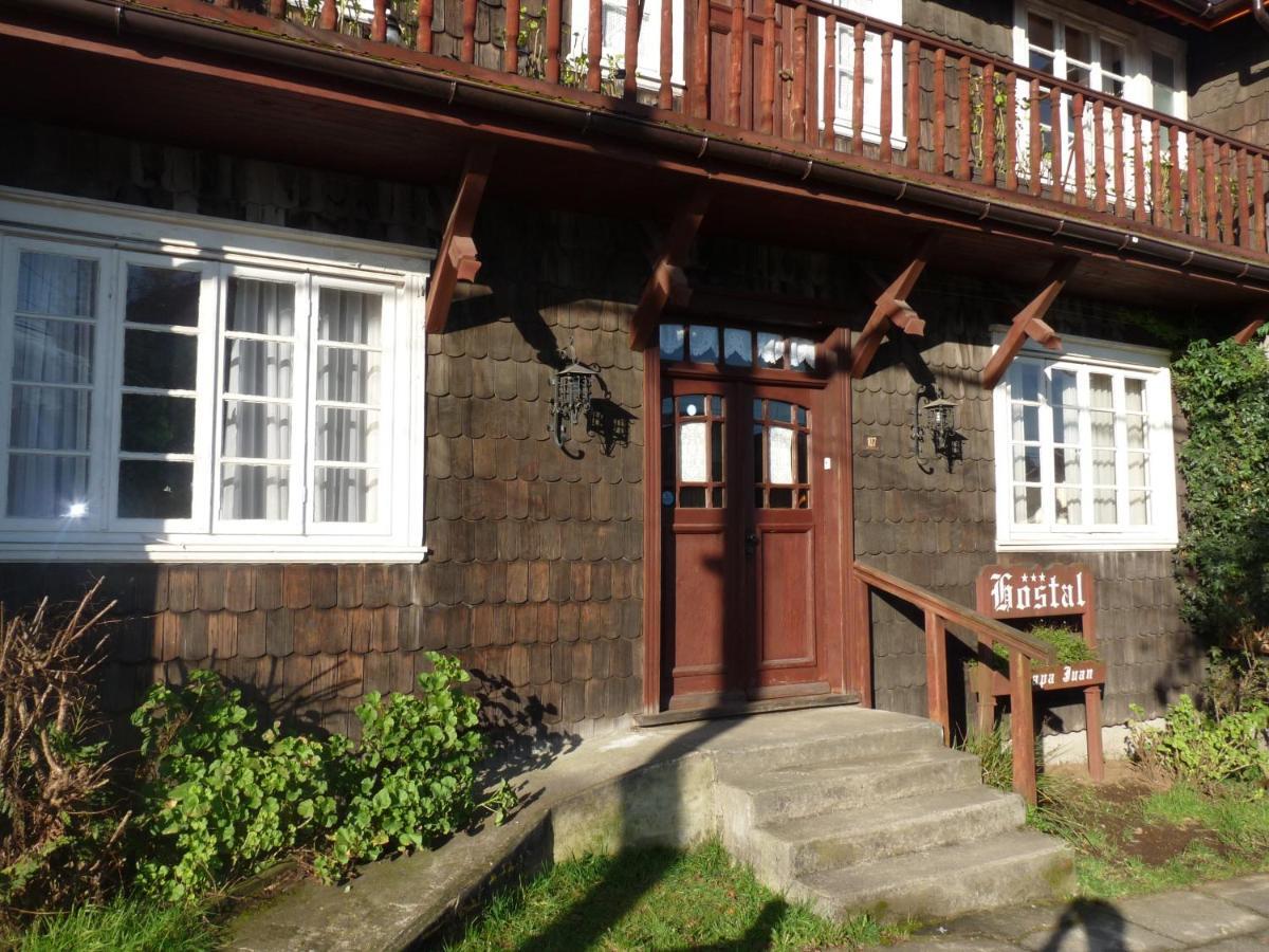 Hostal Opapa Juan Hotel Puerto Varas Exterior photo